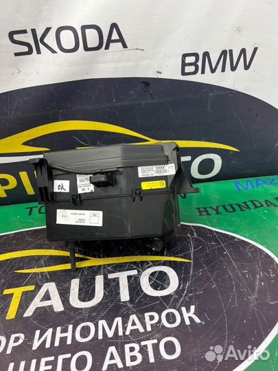 Блок предохранителей под капот Kia Stinger 1 G6DP