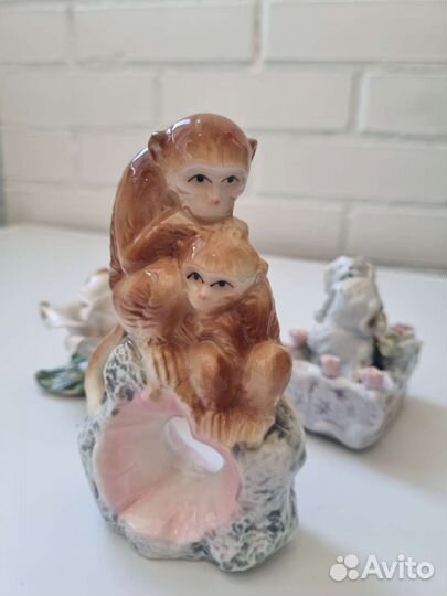 Новый набор из двух статуэток и подсвечника