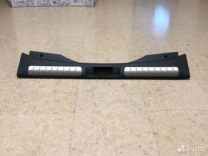 Range Rover Evoque Накладка багажника