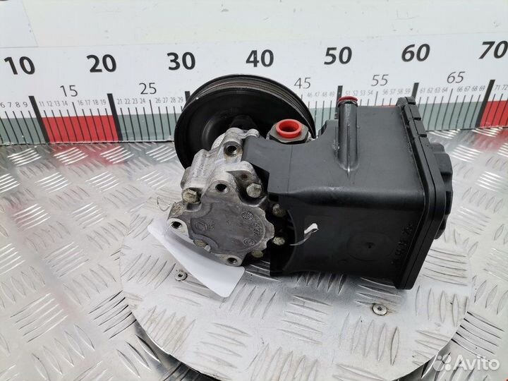 Насос гидроусилителя руля (гур) для BMW X5 (E53)