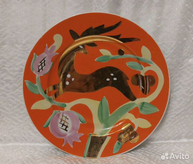 Тарелка Золотой олень. Дулево