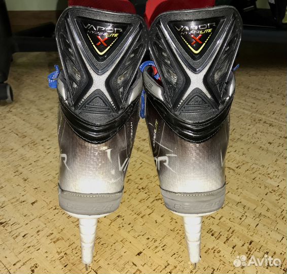 Хоккейные коньки Bauer Vapor Hyperlite FIT2