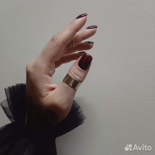 Маникюр педикюр