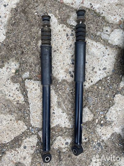 Запчасть на Renault Logan 1 рейстайлинг