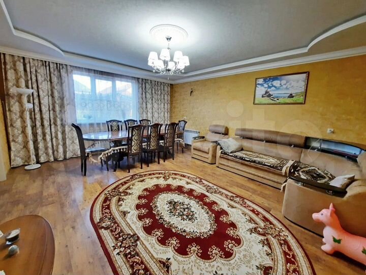 Дом 153 м² на участке 8,3 сот.