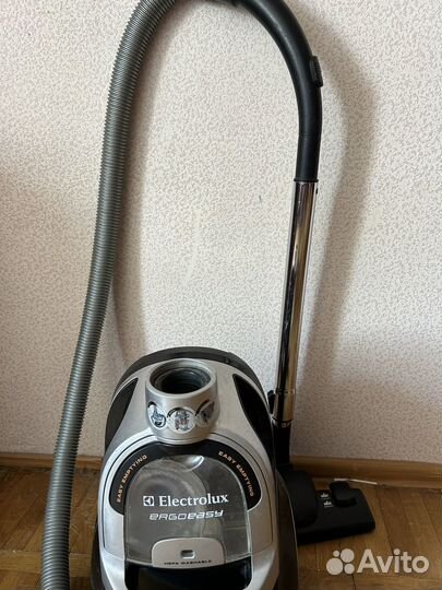 Пылесос Electrolux на запчасти