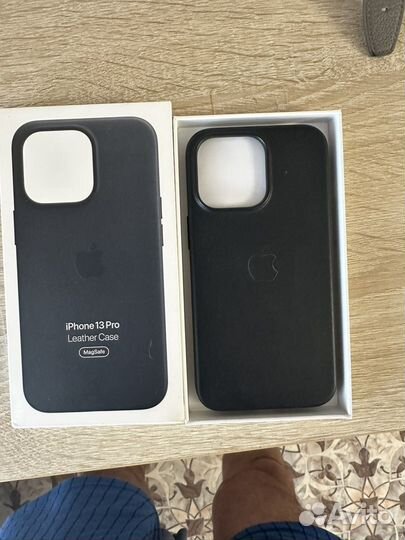 Чехол на iPhone 13 про
