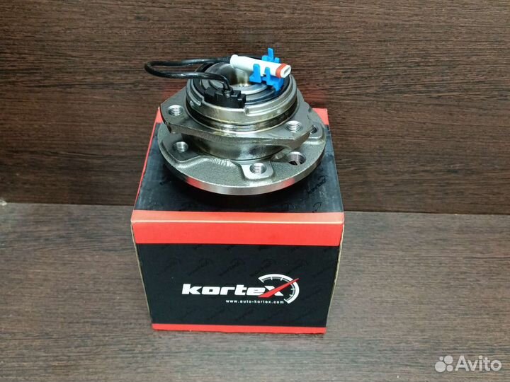 Ступица передняя в сборе Opel Astra H Zafira