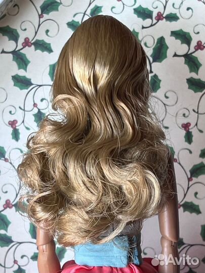 Fashion Royalty Natalia Fatale