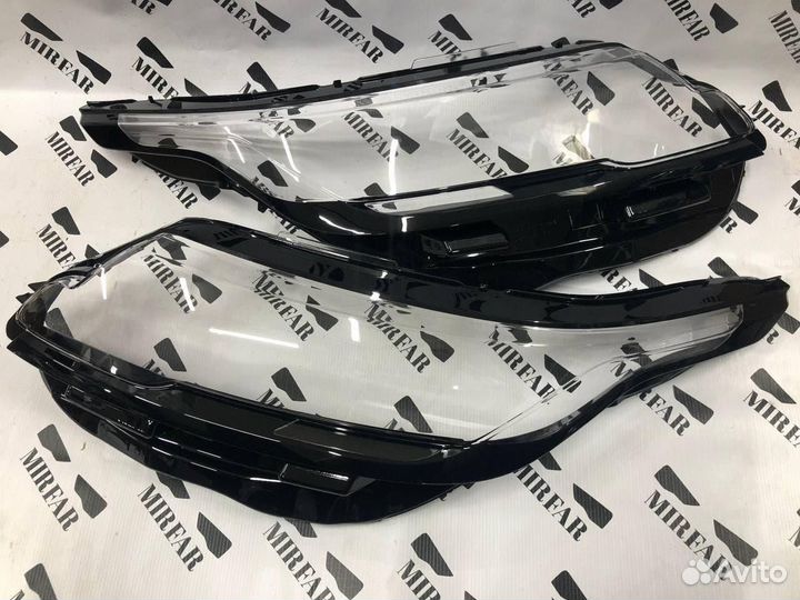 Правое стекло фары Land Rover Range Rover Velar