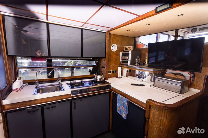 Аренда прокат шикарного катера, яхты, теплохода