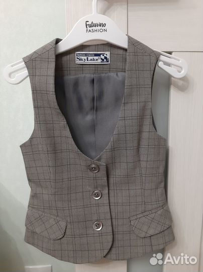 Школьная форма Sky Lake жилет р-р 30 (128)