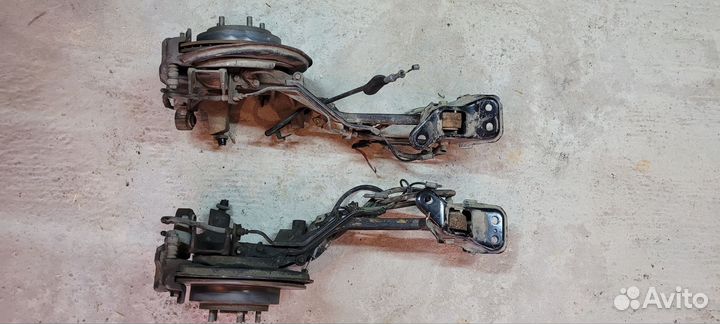 Ступицы задние subaru legacy BH turbo