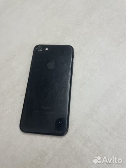iPhone 7, 32 ГБ