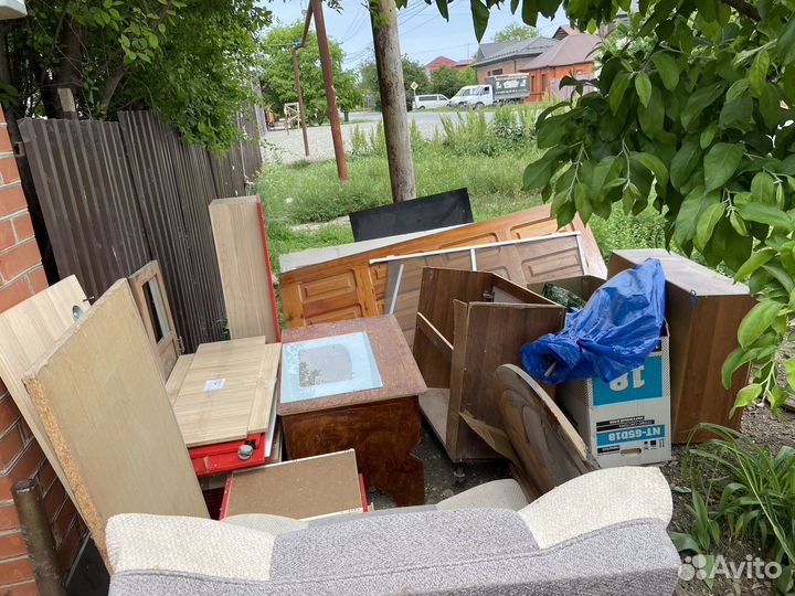 Продается разная мебель для съемных квартир