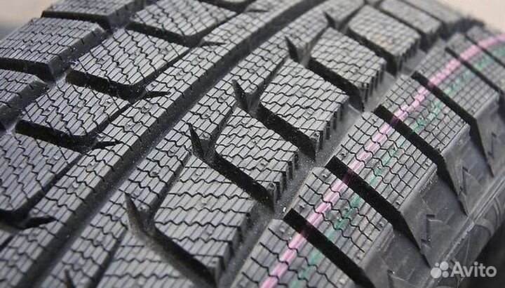 Westlake SW618 255/50 R20 109H