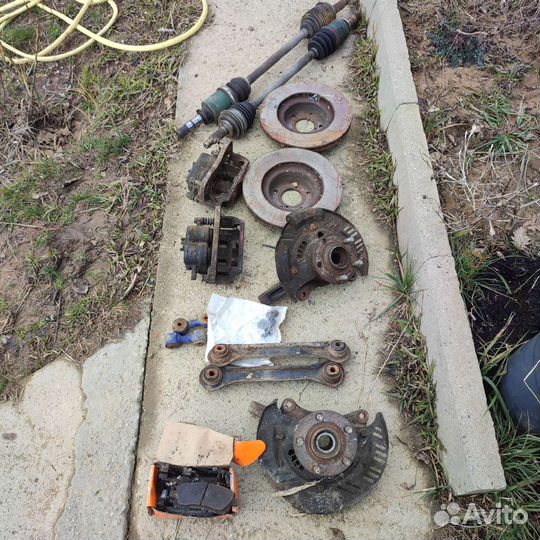 Запчасти для Subaru legacy