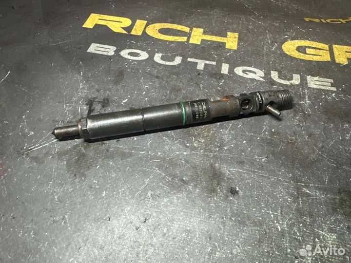 Форсунка топливная Kia Bongo J3