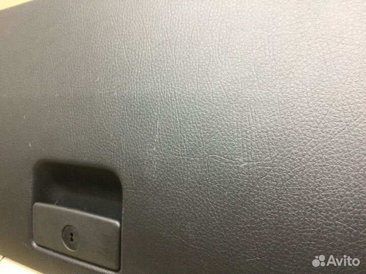 Бардачок Kia Sorento XM G4KE 2011