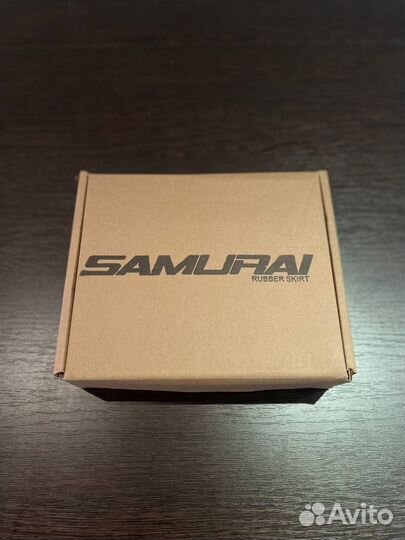 Универсальный лип-спойлер для авто