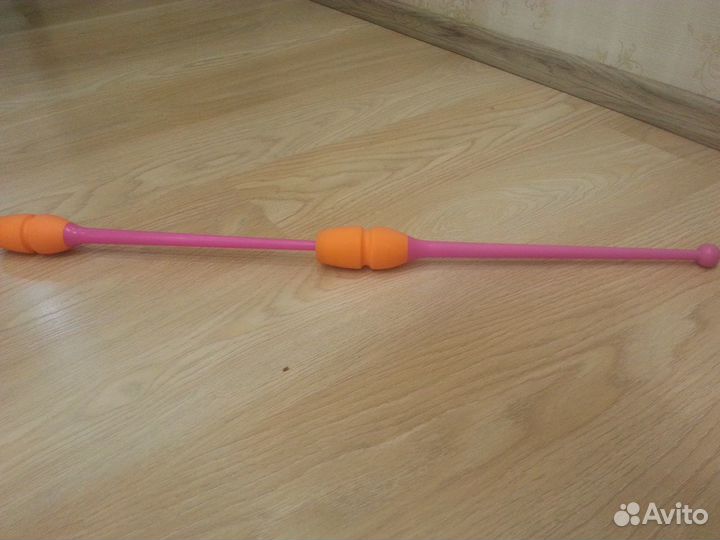 Булавы гимнастические