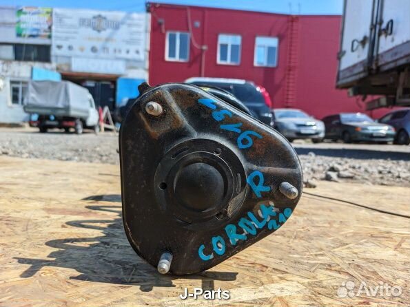 Амортизатор передний 2018-2023 Тойота Королла Е210