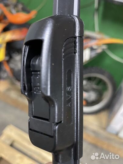 Щетка стеклоочистителя