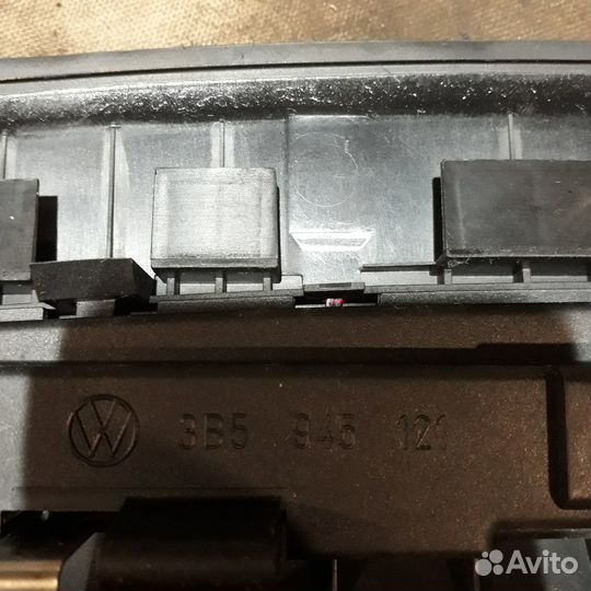 Дополнительный стоп-сигнал Фольксваген Пассат Б5