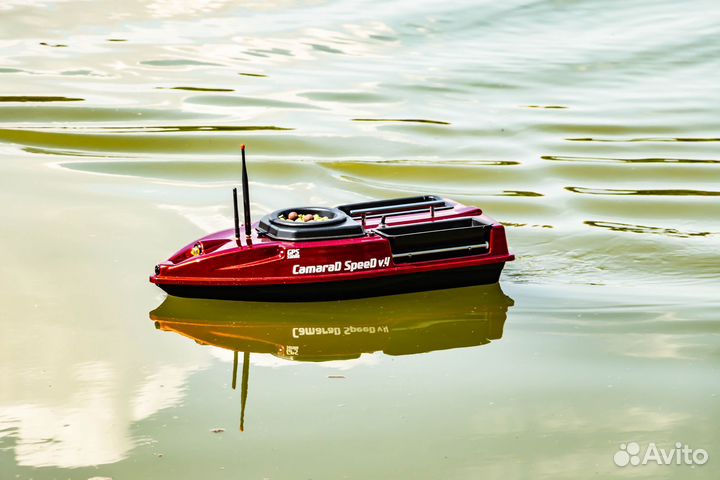Карповый кораблик,разбрасыватель,камера,эхолот