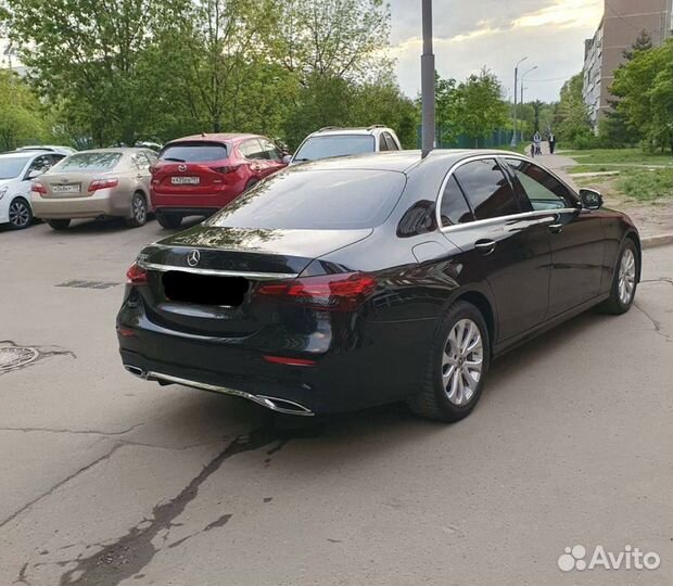 Требуется водитель на Mercedes тариф бизнес