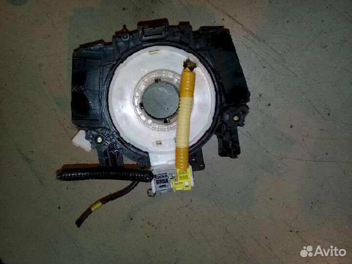 Шлейф лента Air-bag 25567AU000 Nissan Primera Sere