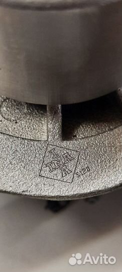 Насос охлаждающей жидкости (помпа)