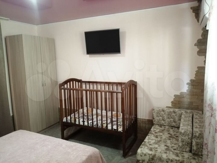 Комната 14 м² в 1-к., 1/2 эт.