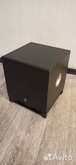 Yamaha sw010