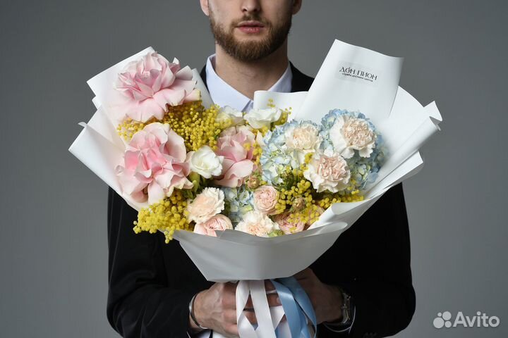 Букеты на 8 марта с доставкой