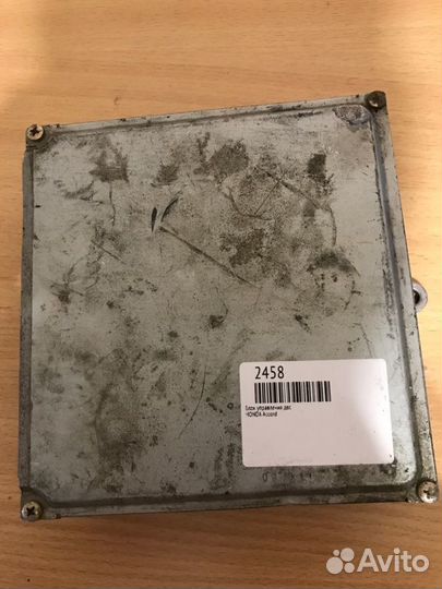 Блок управления двс Nissan Accord