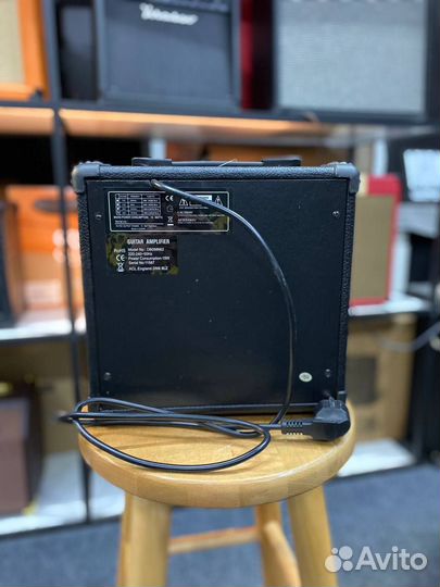 Комбоусилитель для электрогитары