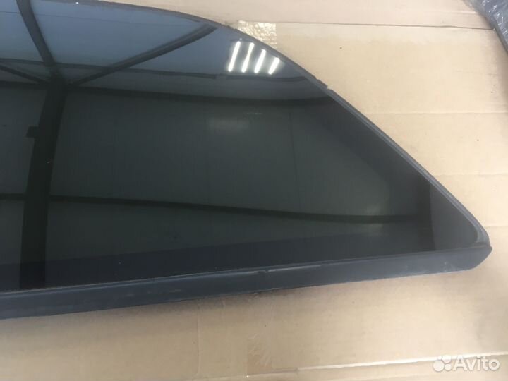 Стекло кузовное левое Dodge Journey 1 (5824)