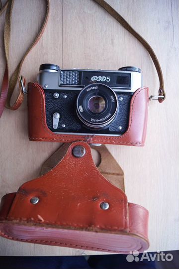 Пленочный фотоаппарат фэд-5