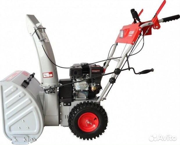 Снегоуборщик бензиновый