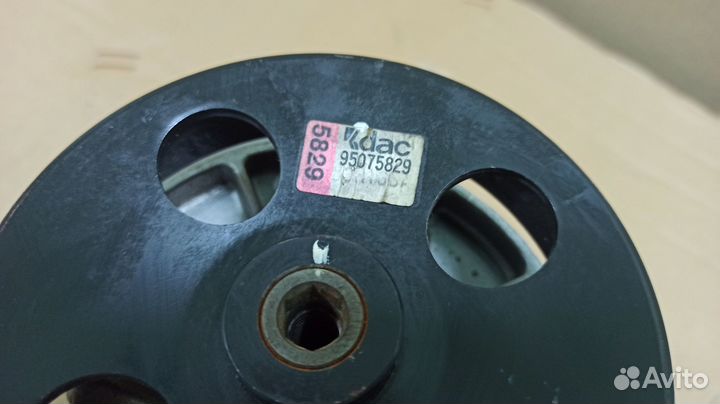 Насос гидроусилителя GM 95075829 Б/У