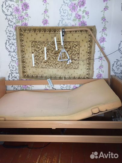 Кровать для лежачих больных с электроприводом