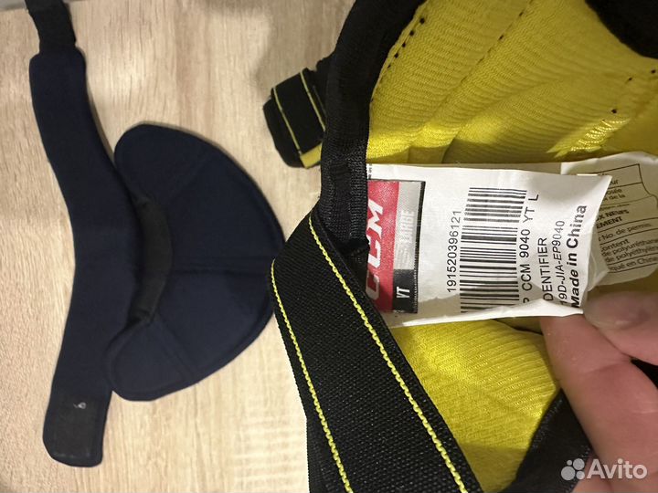 Налокотники хоккейные детские и защита для шеи