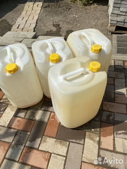 Канистра пластиковая