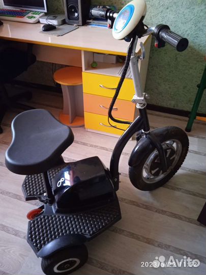 Электросамокат бу