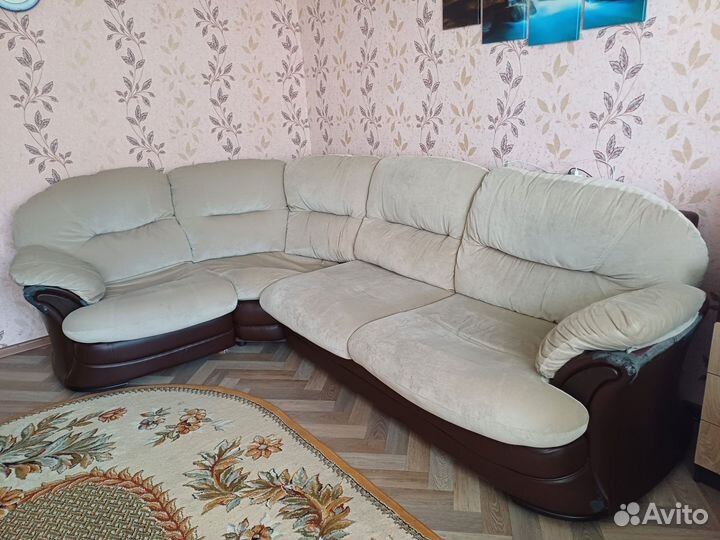 Большой угловой диван бу