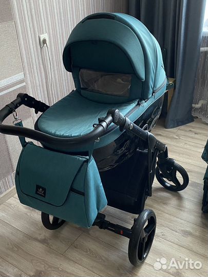 Коляска Adamex Chantal 3 в 1