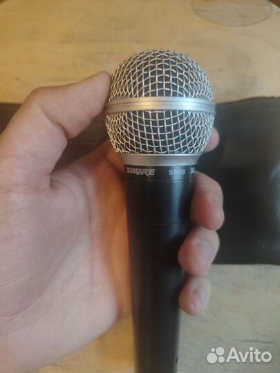 Микрофон Shure SM58