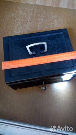 Сейф allarm антикварный, каретный