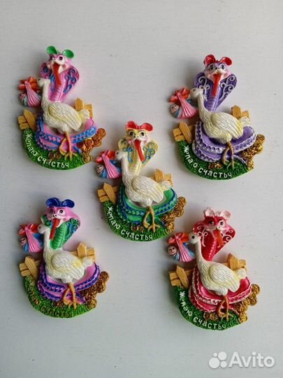 Магниты на холодильник - собачки, змеи